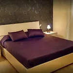 Crocco D'oro Oda ve Kahvaltı Caltavuturo