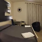 Oda ve Kahvaltı Crocco D'oro Caltavuturo