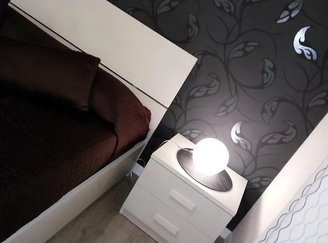 Crocco D'oro Oda ve Kahvaltı 3*